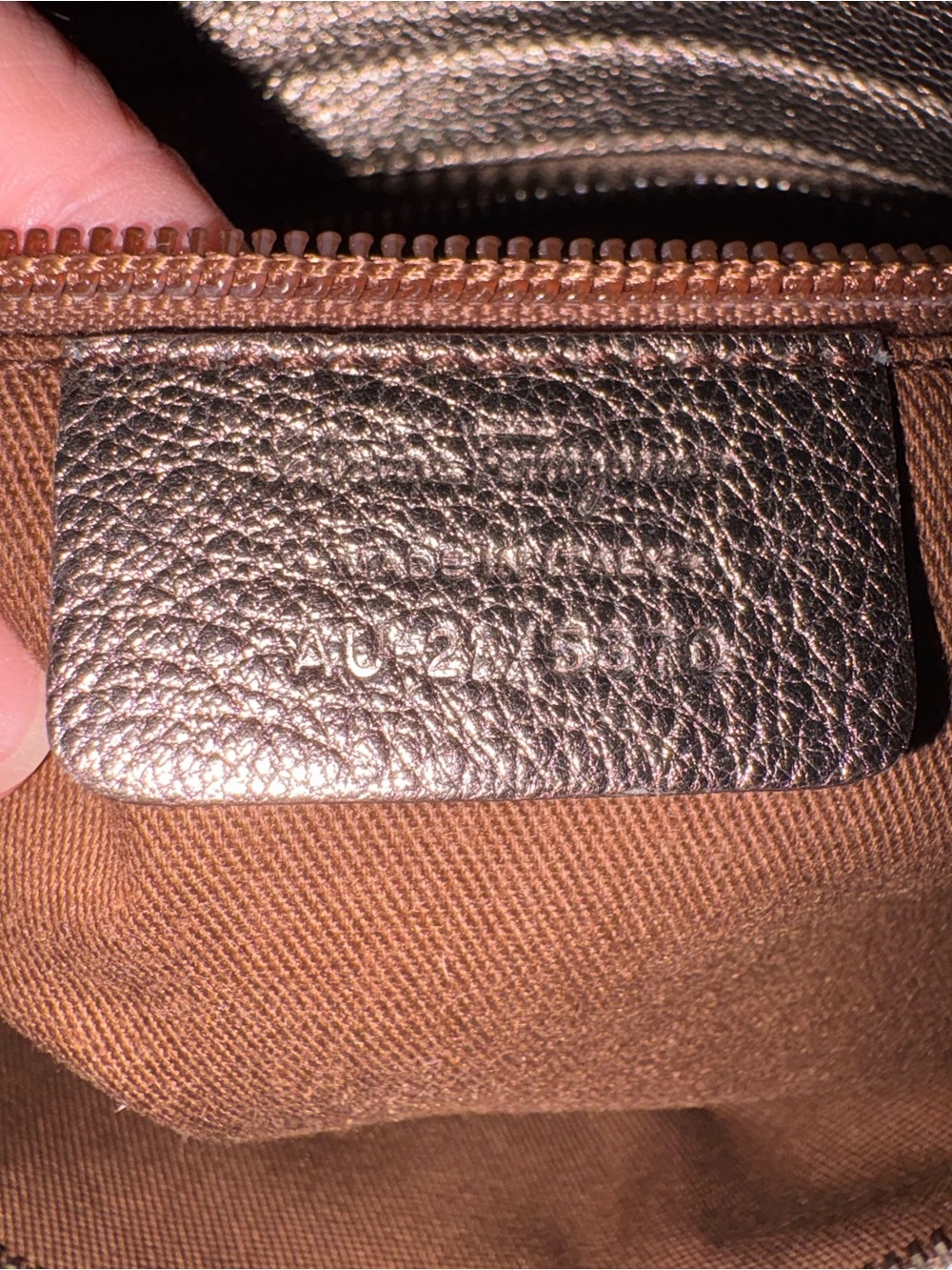 Salvatore Ferragamo Vintage Metallic Platinum/Silver Marisa Bag Gancini Leather - Picture 12 of 14